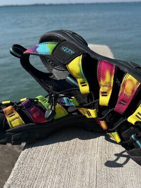 KEEN Newport H2 Women's 10 Rainbow Tie Dye Waterproof Hiking Sandals